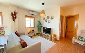 Modern, Bright And Comfortable Apartment With Shared Roof Terrace