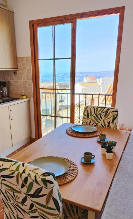 Modern, Bright And Comfortable Apartment With Shared Roof Terrace Canillas de Aceituno Exterior photo
